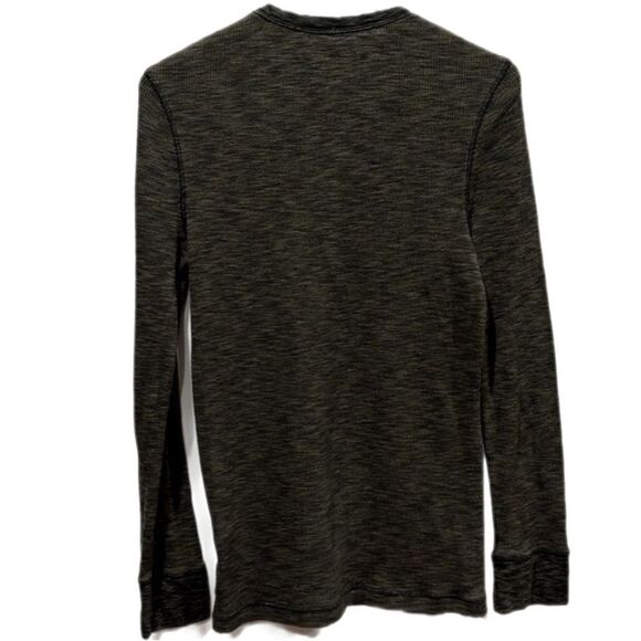 Rock & Republic Men’s Thermal Henley Long Sleeve Tee — Size M - Picture 3 of 5